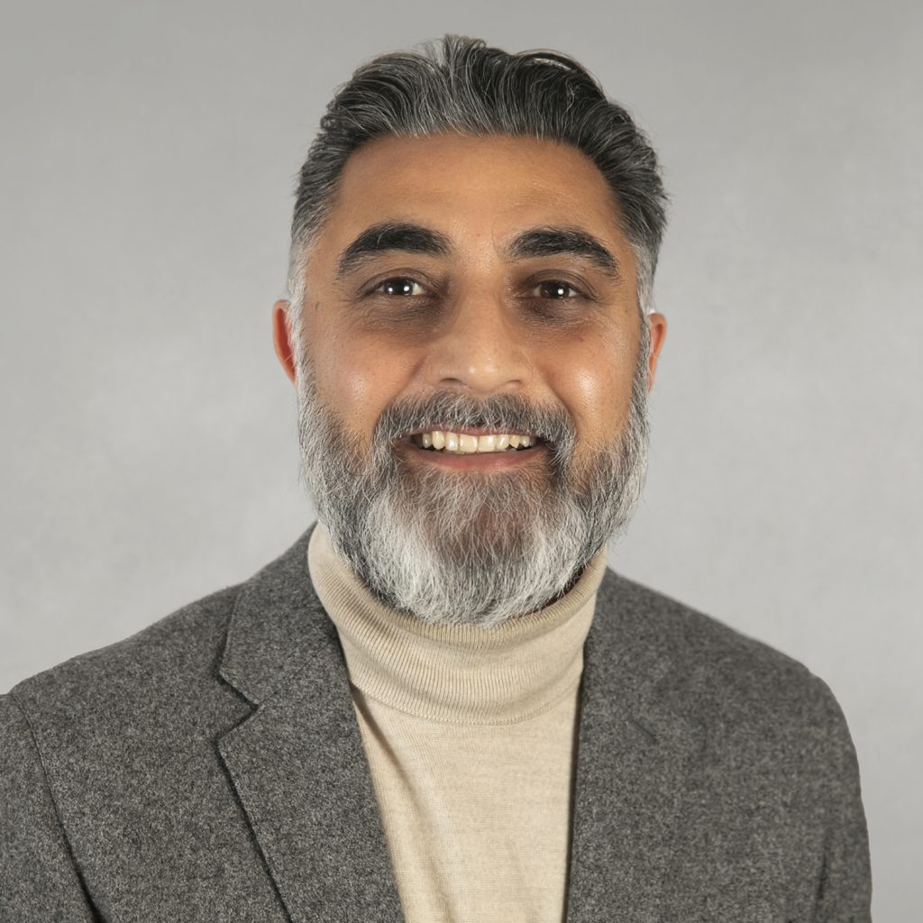 MMFTrustee.sq_.Nov22.ManishSolanki-scaled